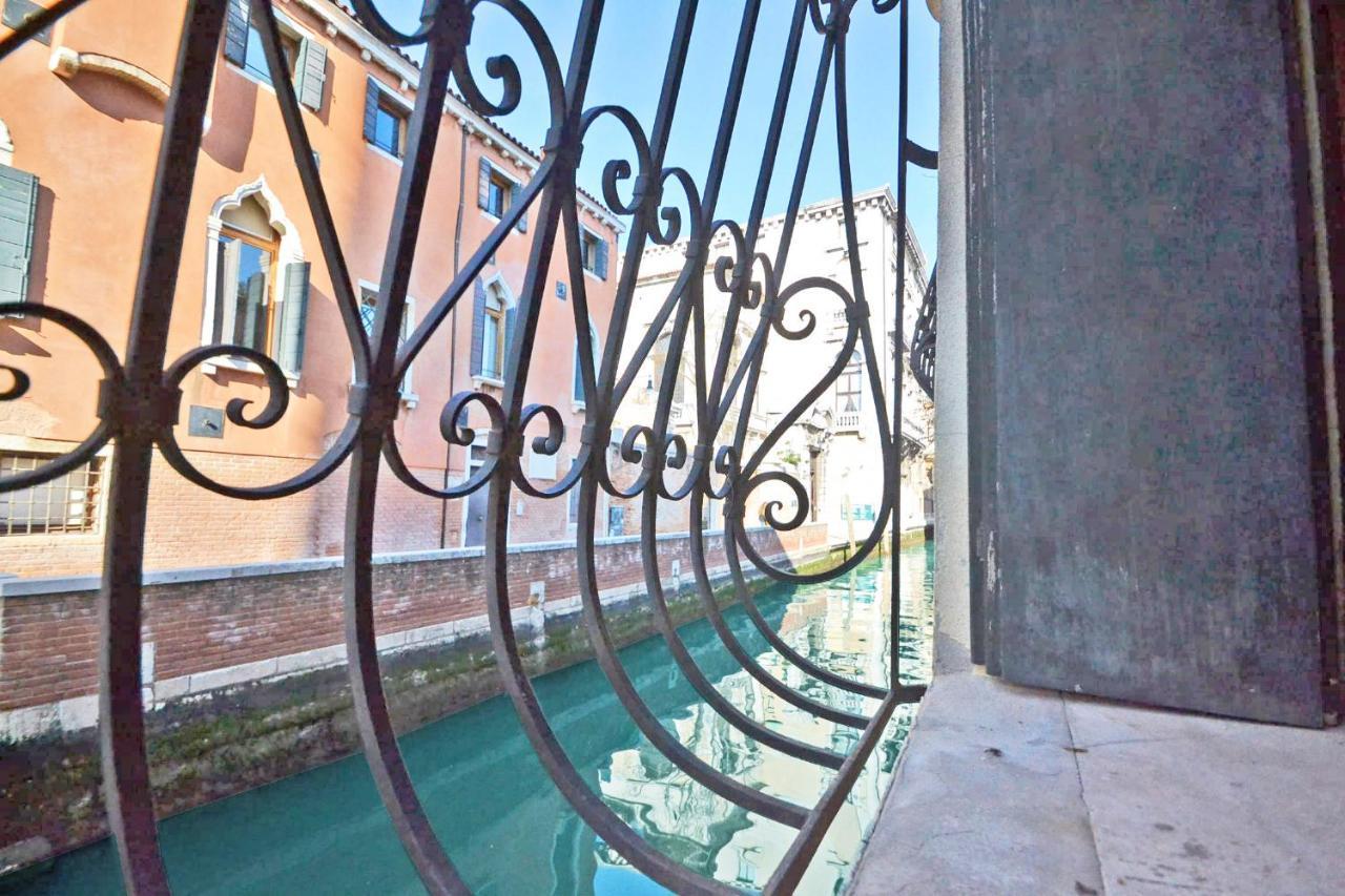 San Barnaba On The Canal Venecia Exterior foto