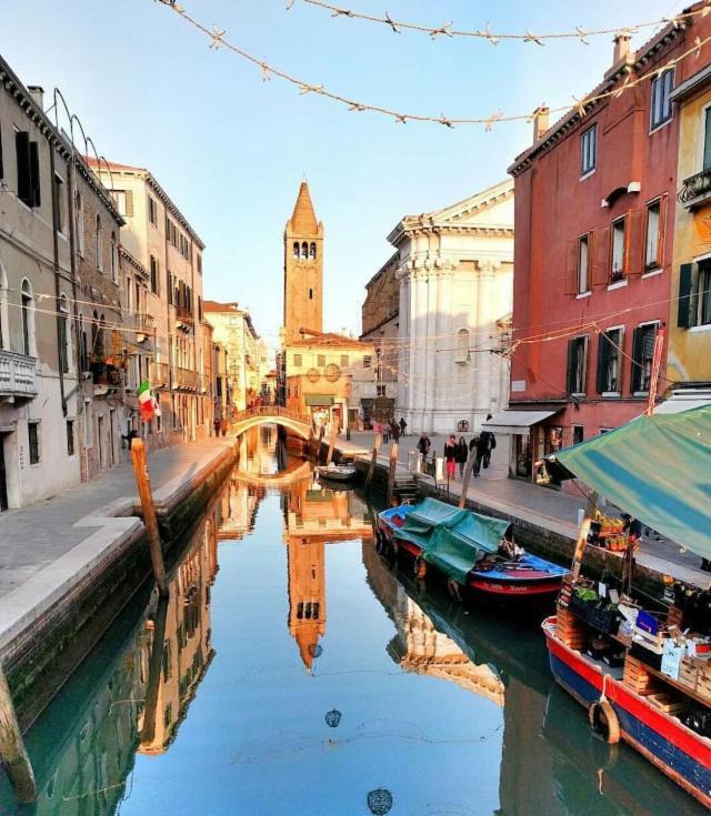 San Barnaba On The Canal Venecia Exterior foto
